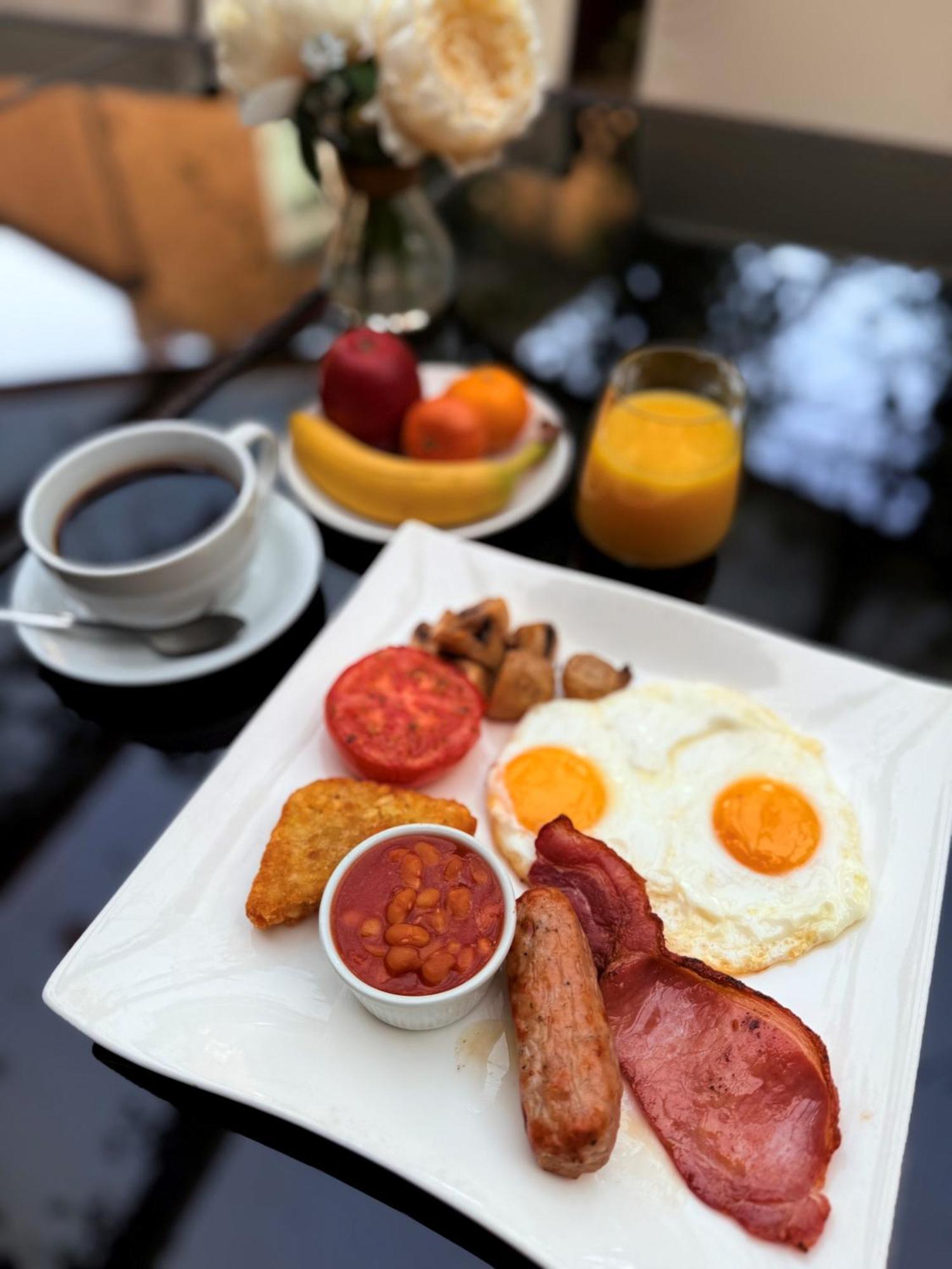Linton Hotel Luton Kültér fotó