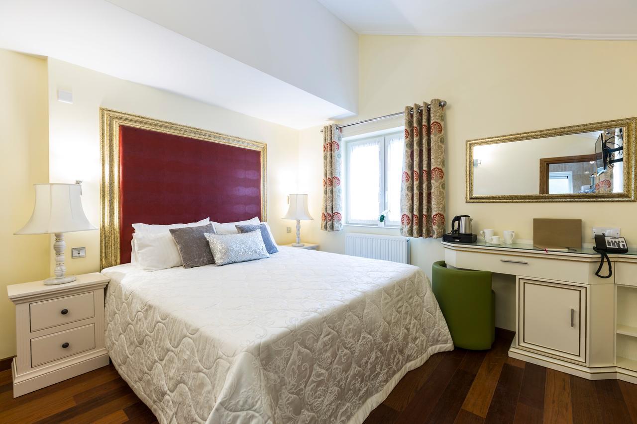 Linton Hotel Luton Kültér fotó